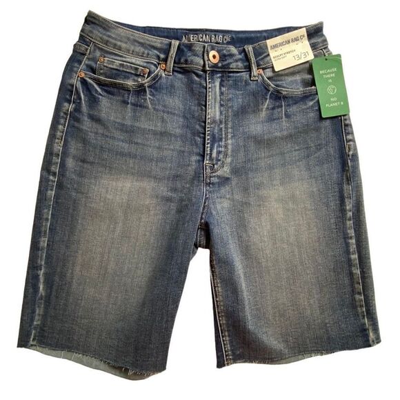 AMERICAN RAG CIE JUNIOR SIZE 13/31 ULTRA SOFT JEAN SHORTS - Picture 1 of 7